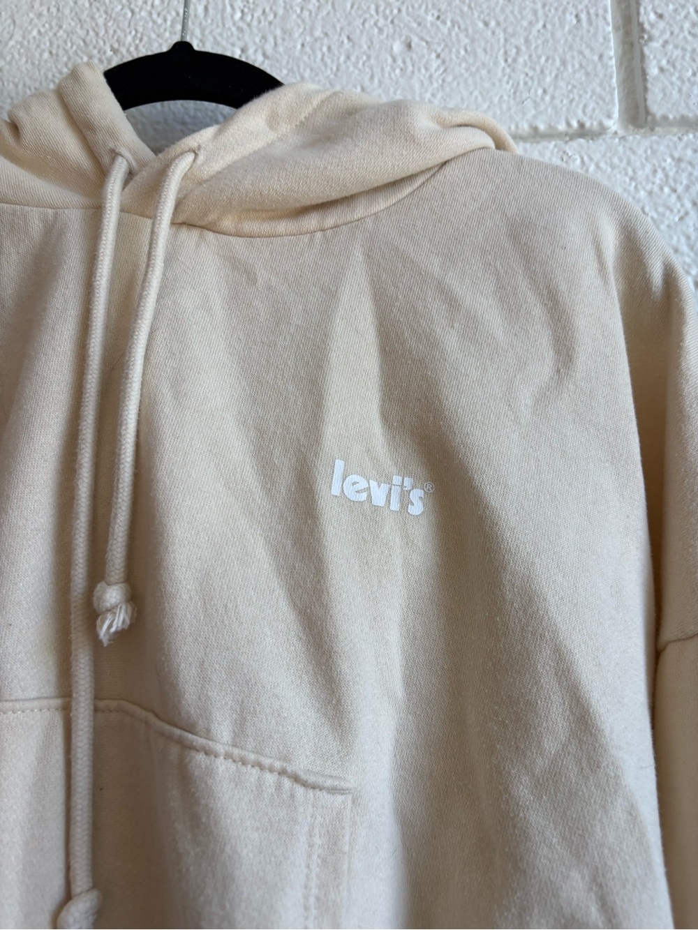 Levi's Cropped Beige Logo Hoodie - XL